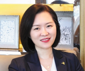 General Manager Cindy Smith