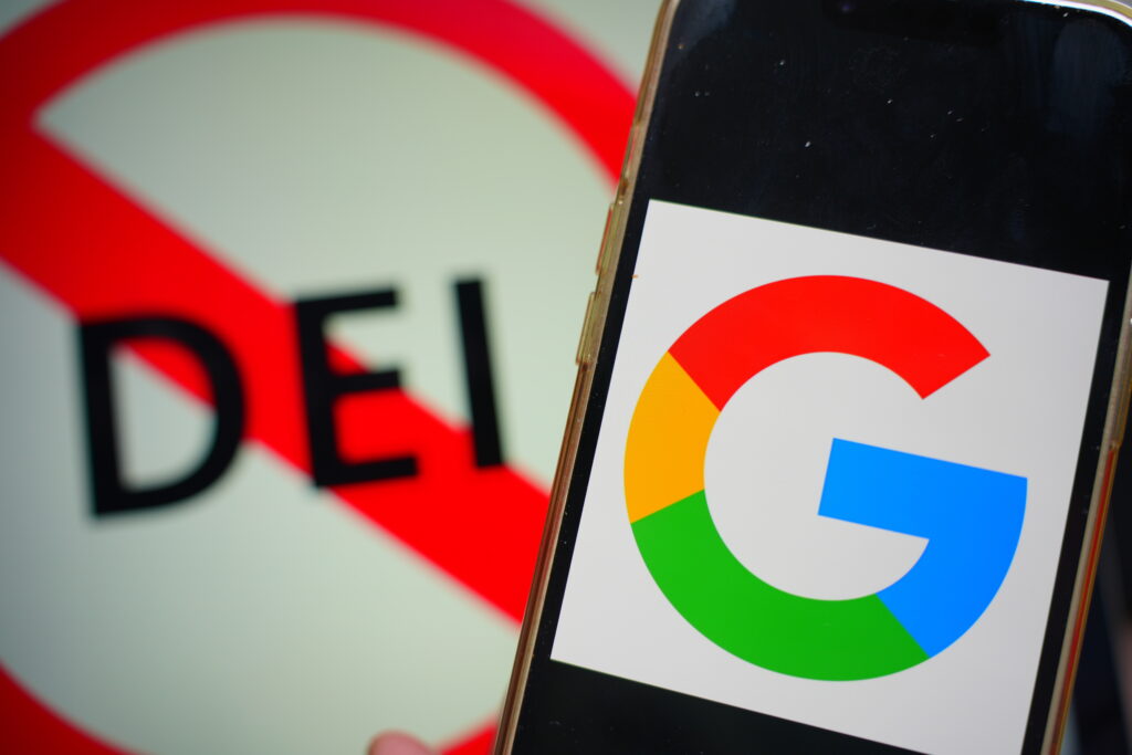 How Uploading Disavow File Improves Search Engine Rankings